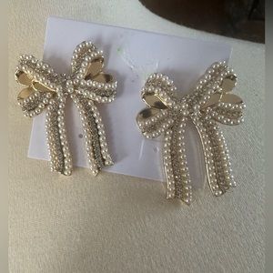 Ribbon Earrings